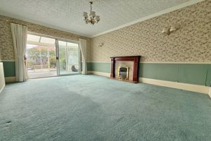 Living Room- click for photo gallery